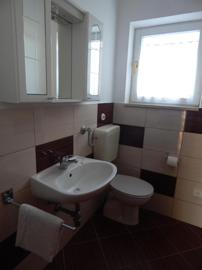 Apartmani Lana Brodarica  Εξωτερικό φωτογραφία