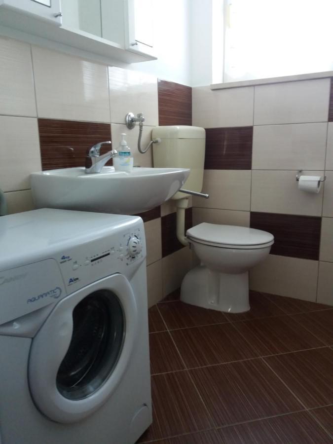 Apartmani Lana Brodarica  Εξωτερικό φωτογραφία