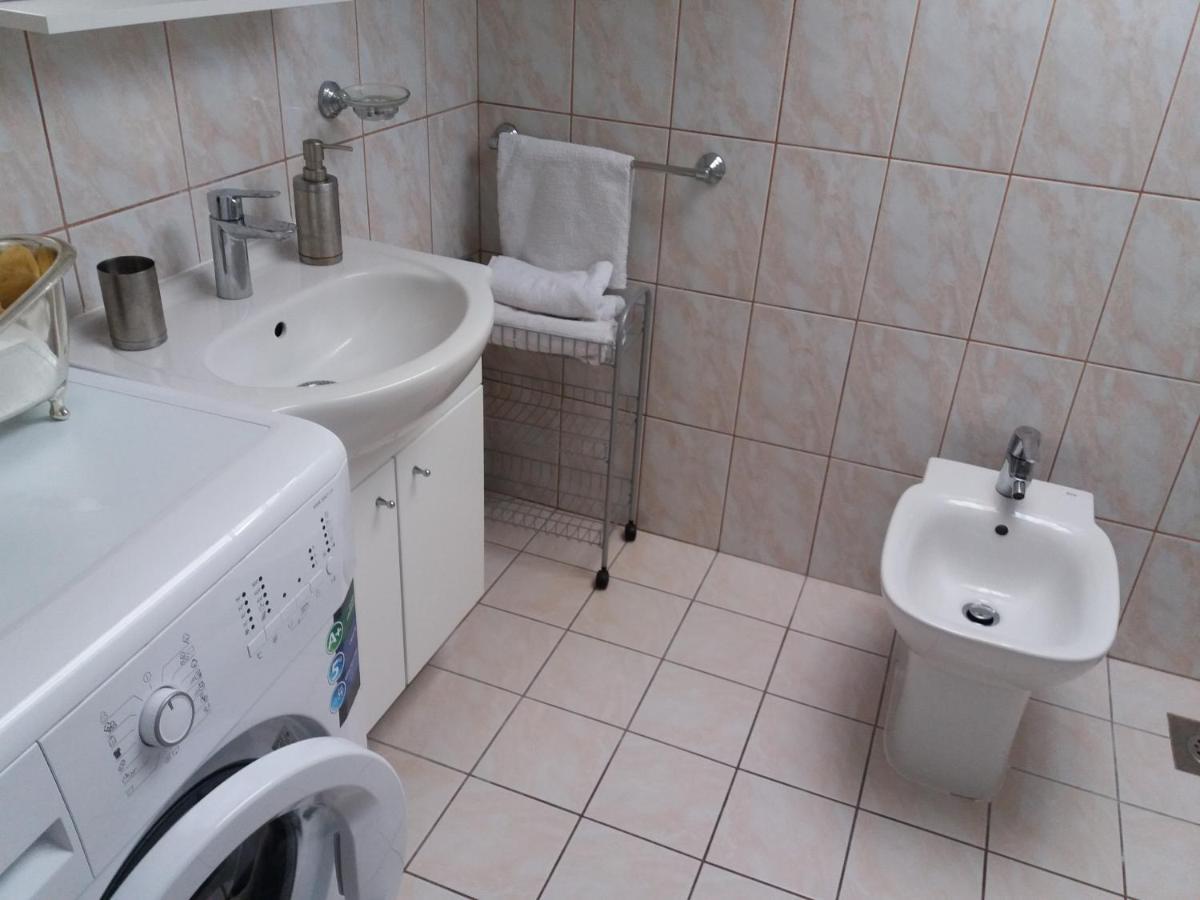 Apartmani Lana Brodarica  Εξωτερικό φωτογραφία