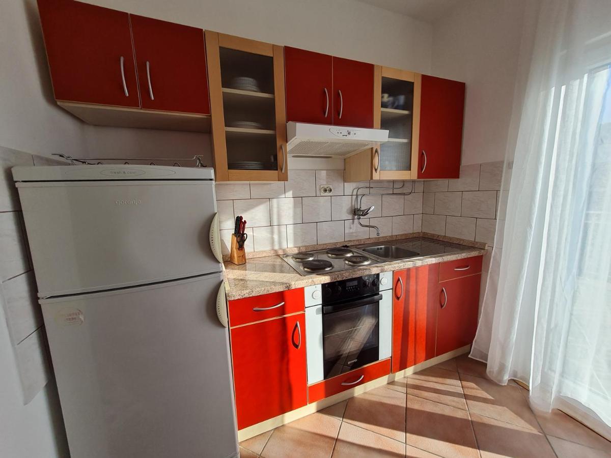 Apartmani Lana Brodarica  Εξωτερικό φωτογραφία